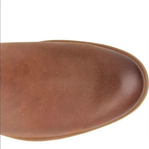 KORKS Sonya Ankle Bootie - Picture 2 of 16